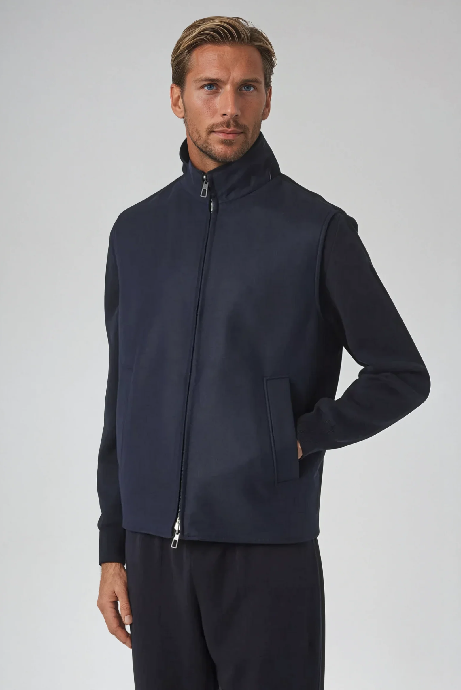 REVERSIBLE TECH GILET NAVY